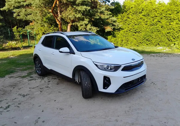 kia stonic kujawsko-pomorskie Kia Stonic cena 49900 przebieg: 72000, rok produkcji 2019 z Grudziądz